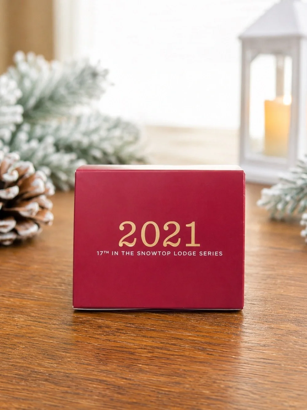 Hallmark Keepsake 2021 Whittaker Q. Snowden 17th Snowtop Lodge Ornament w/ Box